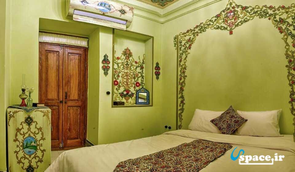 نمای اتاق سه کنج هتل سنتی داروش - شیراز
